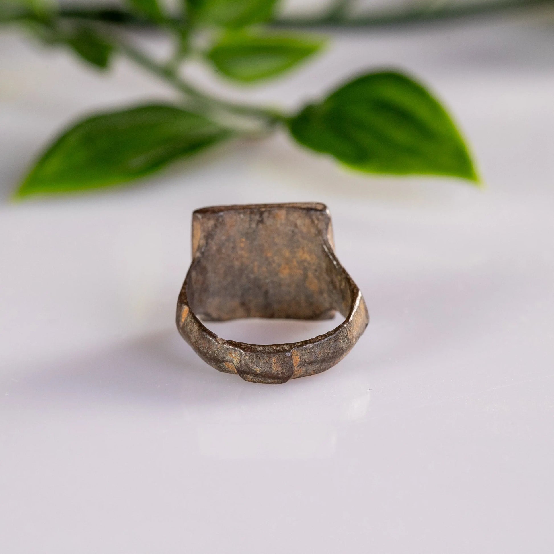 “Tetricus” – Late Roman Bronze Ring with Enamelled Square Bezel (3rd–4th Century AD) – EU 45 / US 3.25 Aurora Antiqua