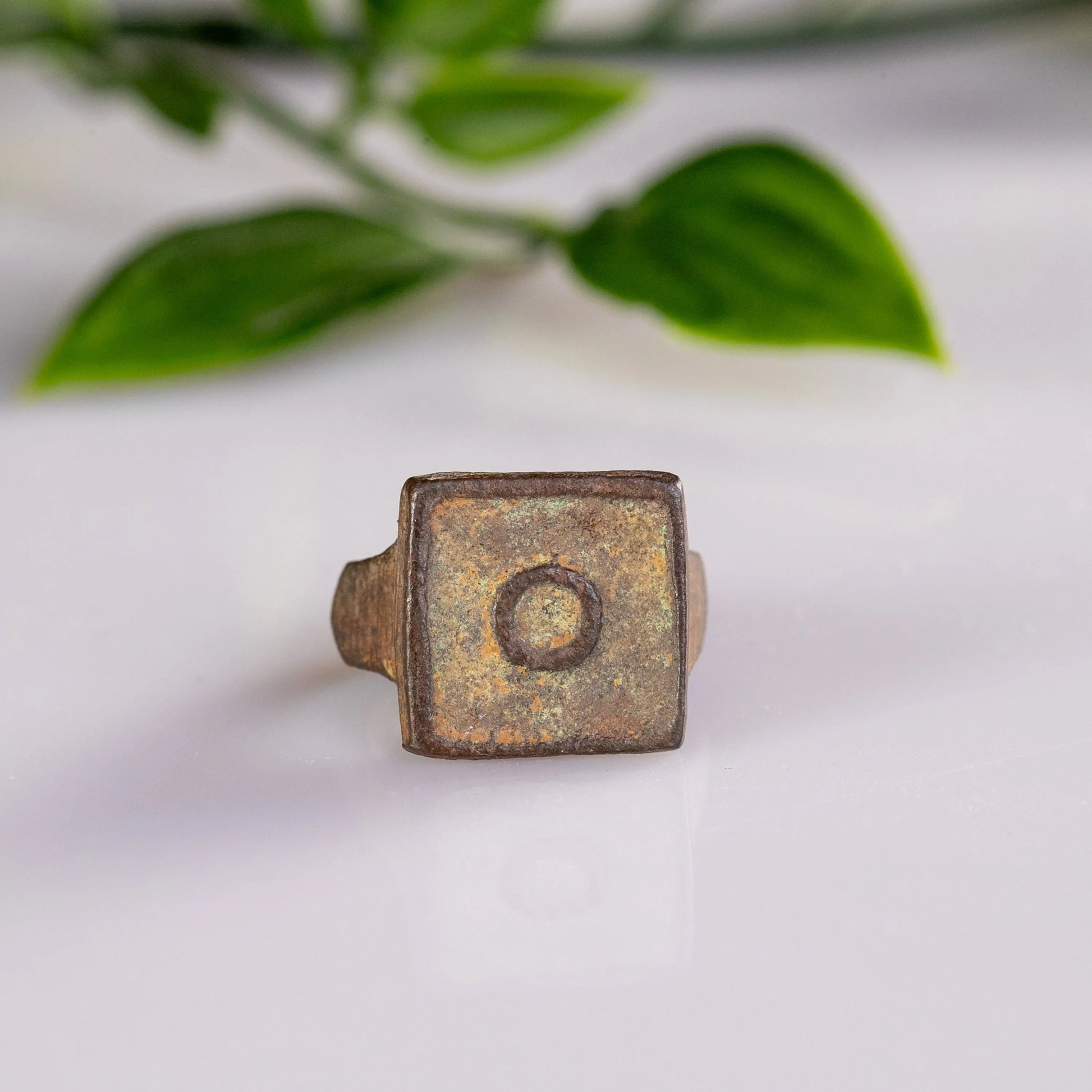 “Tetricus” – Late Roman Bronze Ring with Enamelled Square Bezel (3rd–4th Century AD) – EU 45 / US 3.25 Aurora Antiqua