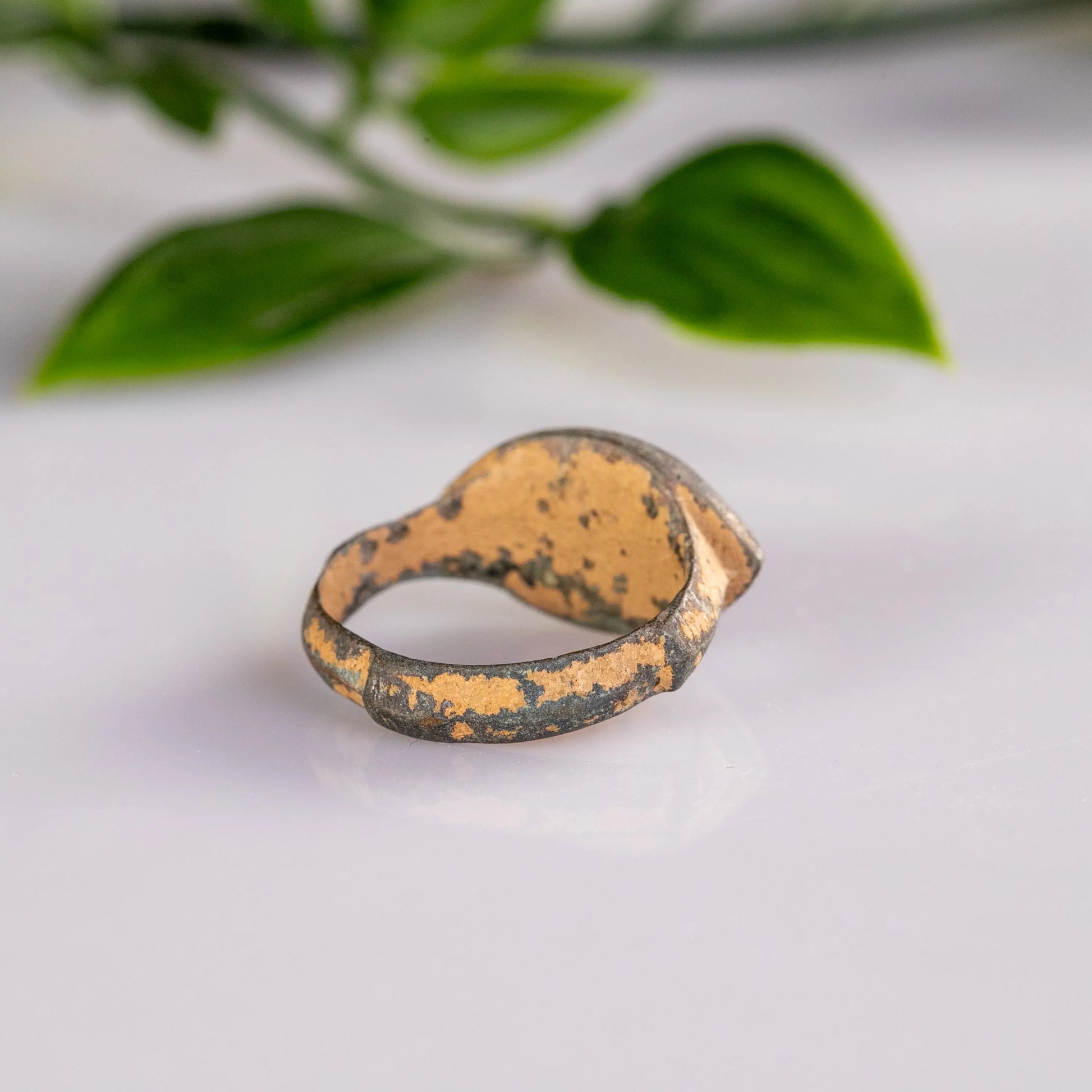 “Vitorius” – Late Roman Bronze Ring (2nd–4th Century AD) – EU 51 / US 5.5 Aurora Antiqua