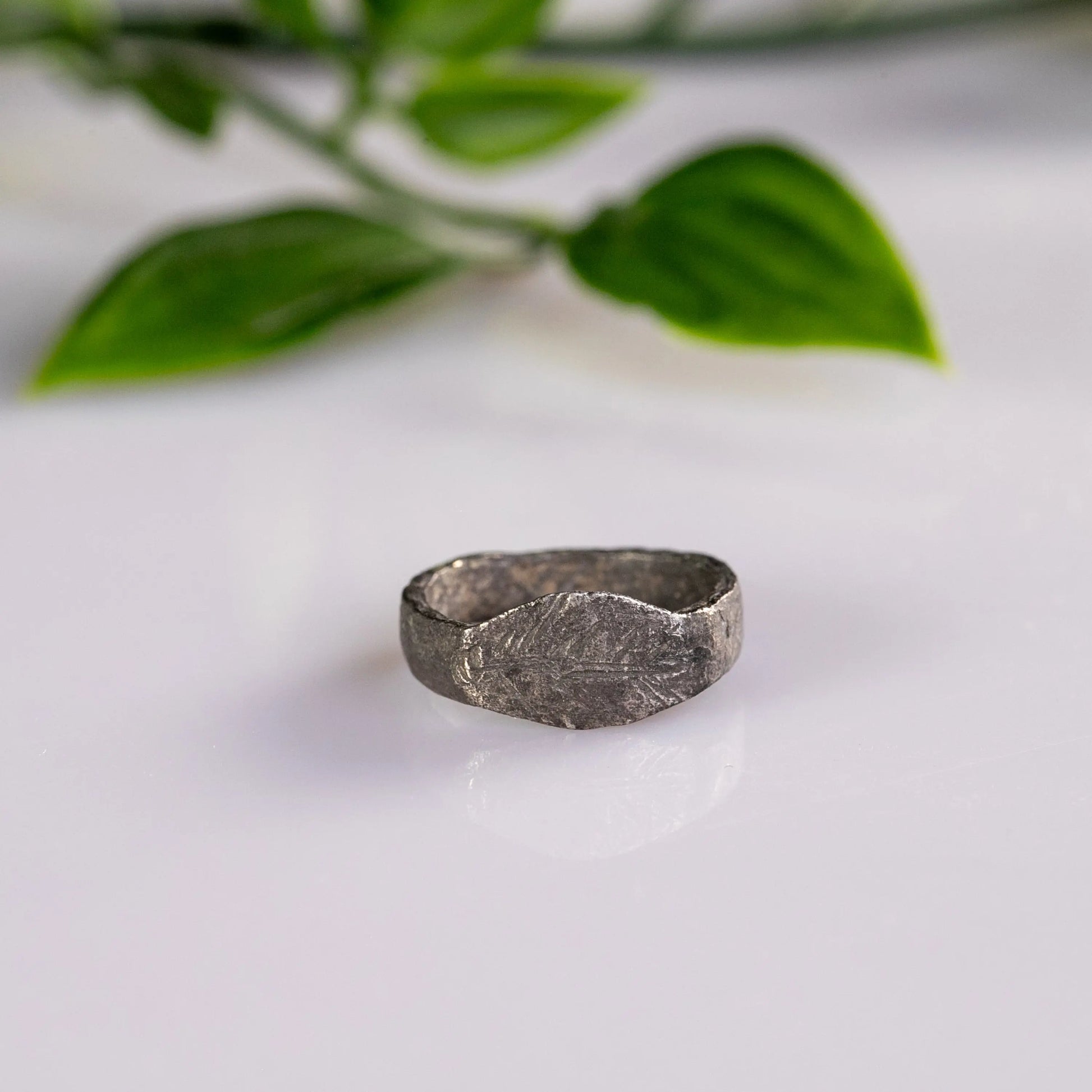 “Palmaris” – Late Roman Silver Ring with Palm Branch Motif (3rd–5th Century AD) – EU 45 / US 3.25 Aurora Antiqua
