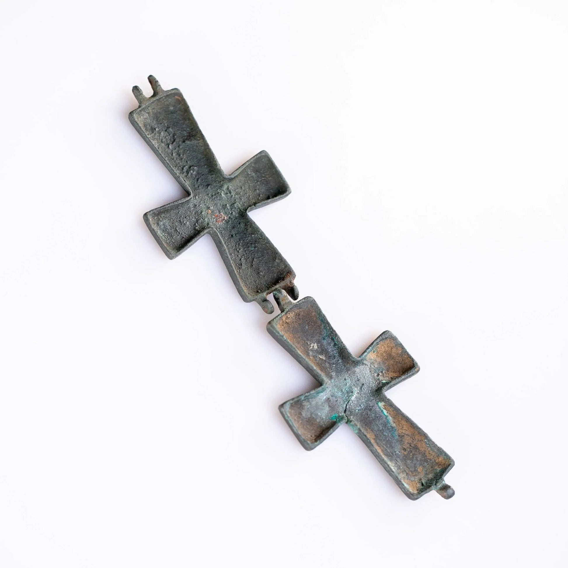 “Theotokos Orans” – Byzantine Bronze Reliquary Cross (Enkolpion) Depicting the Virgin Mary (11th–13th C. CE) AD Aurora Antiqua