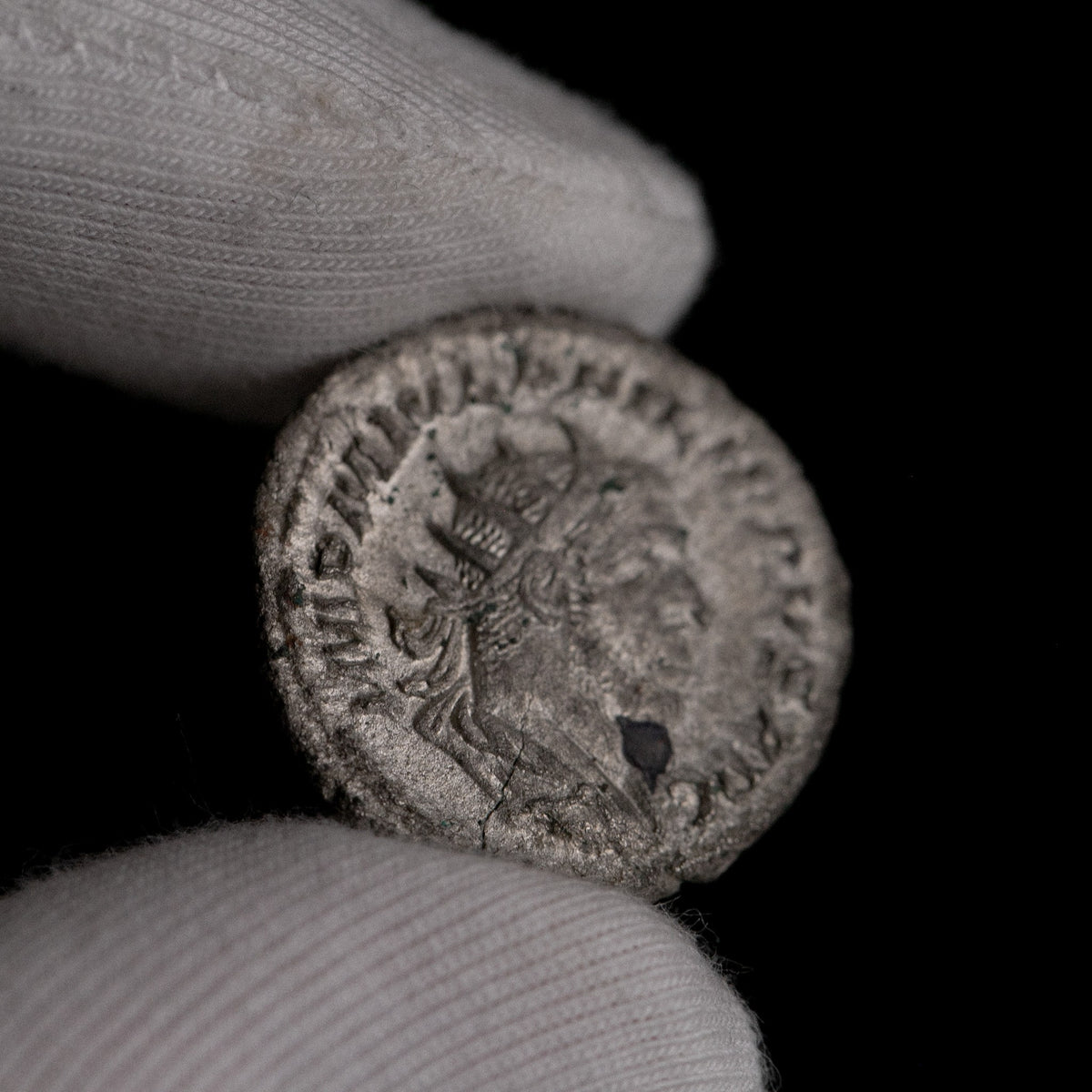 Roman Billon Antoninianus 'Philip II' (244-249 CE, RIC IV Philip I 240)