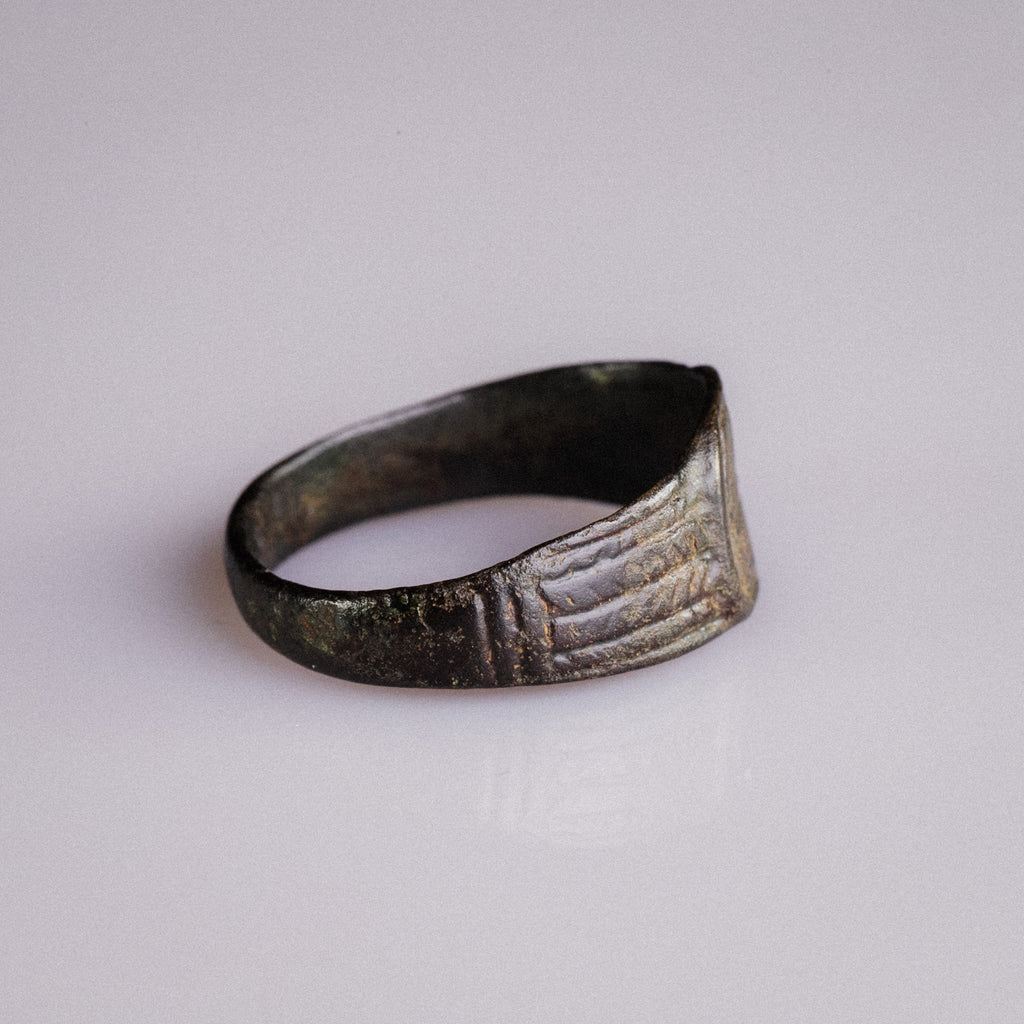 Medieval Bronze Signet Ring with Geometric Cross – “Eadric” (13th–15th century AD) – EU 61 / US 9.75