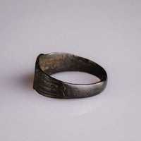 Medieval Bronze Signet Ring with Geometric Cross – 'Eadric' (13th–15th century AD) — view 6