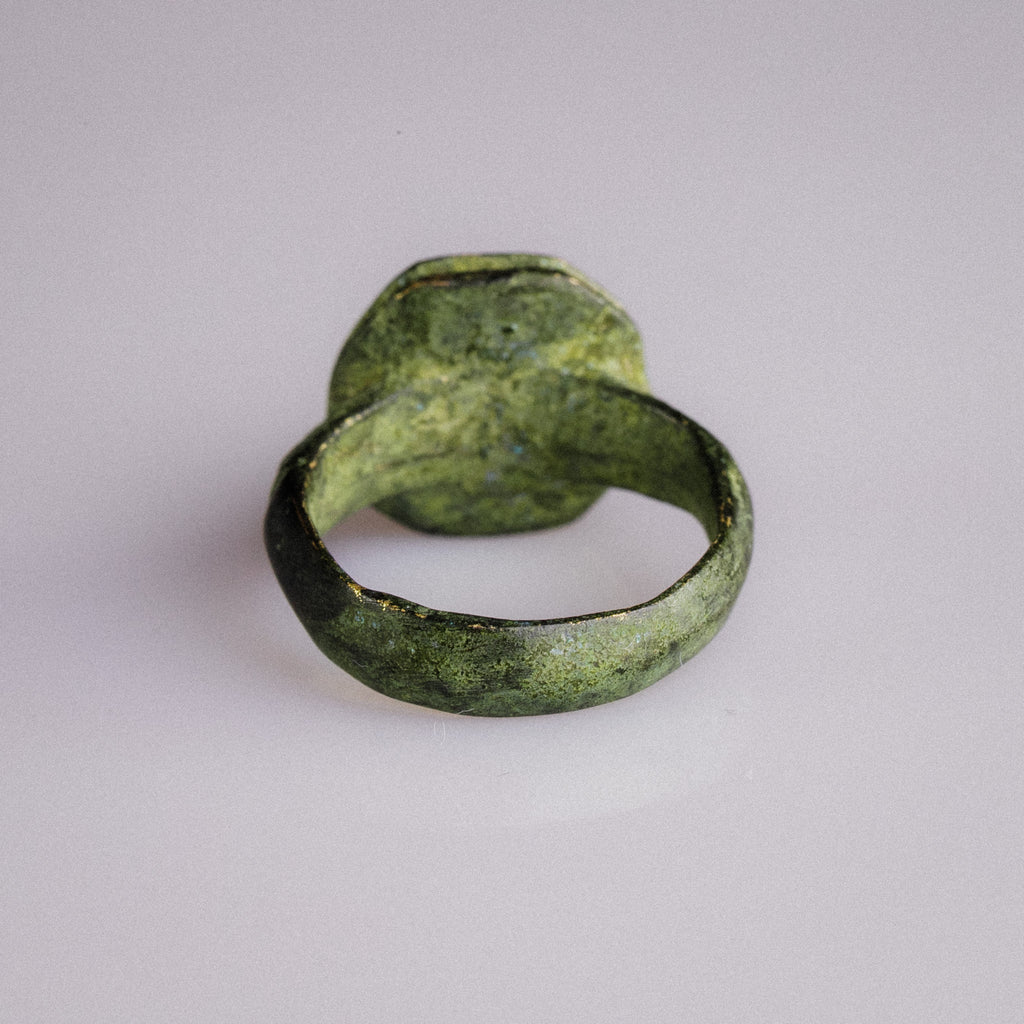 Medieval Signet Ring with Quatrefoil – “Wolfram” (13th–15th century AD) – EU 50 / US 5.25