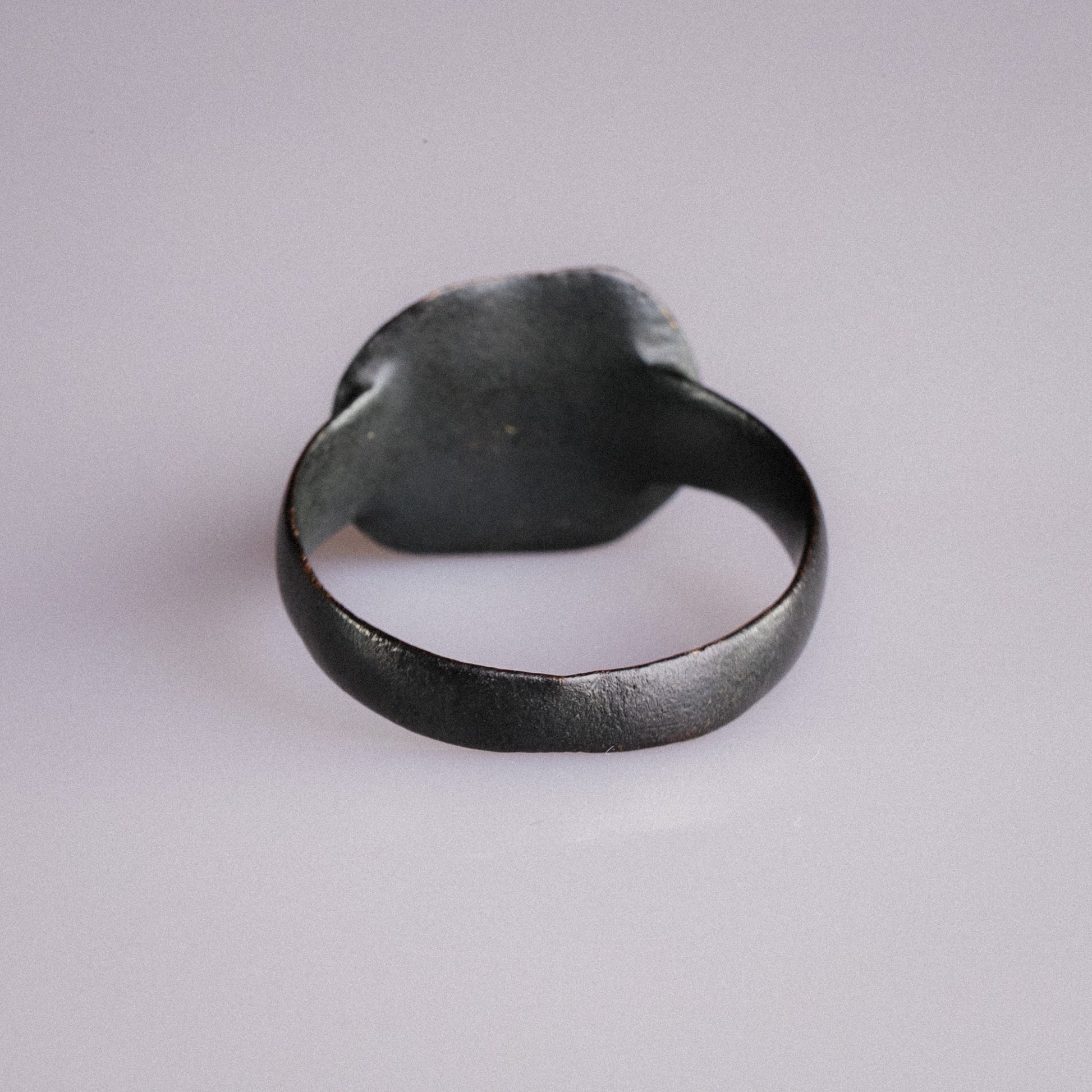 Medieval Bronze Signet Ring with Latin Cross Device – “Vigil” (11th–15th century AD) – EU 60 / US 9.25