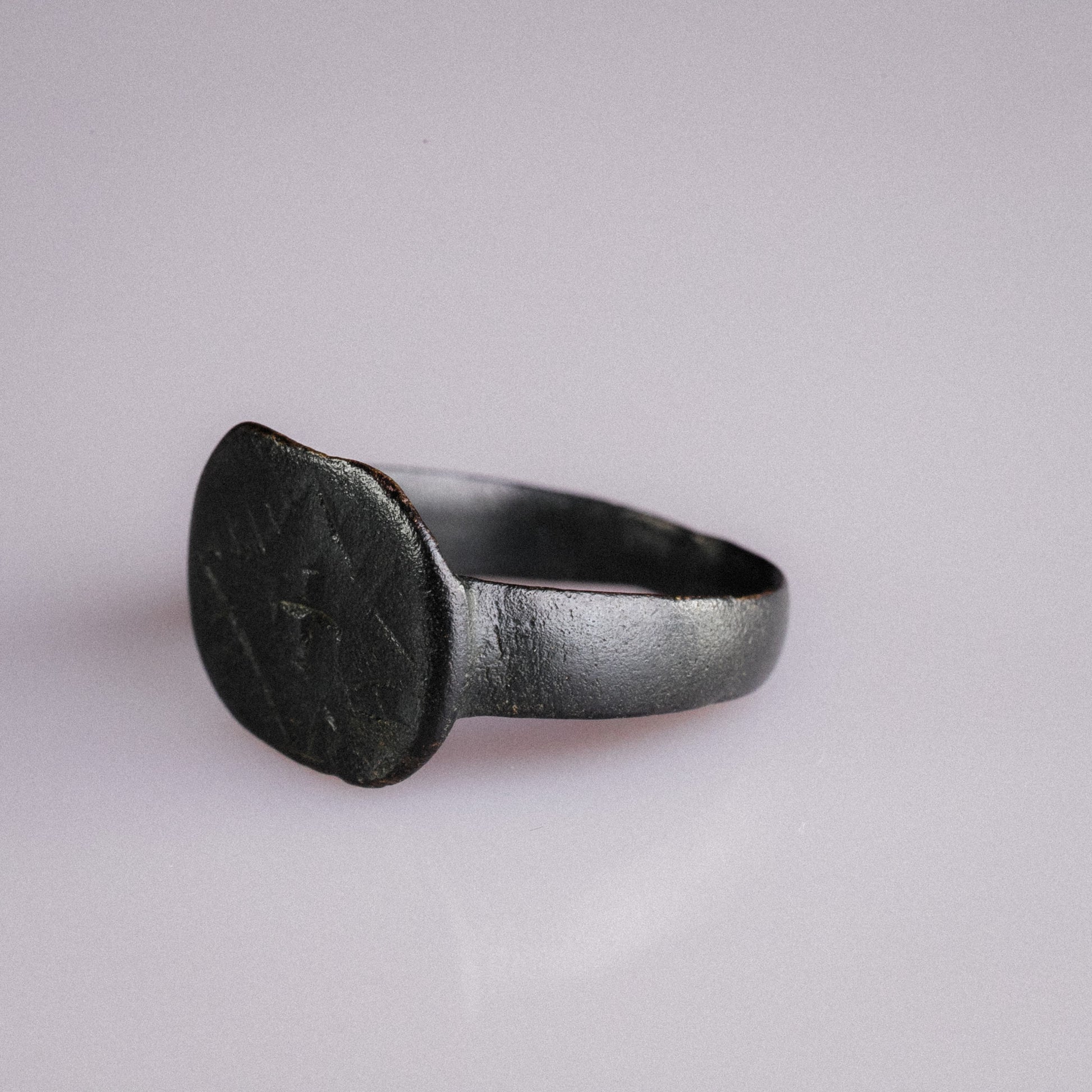 Medieval Bronze Signet Ring with Latin Cross Device – “Vigil” (11th–15th century AD) – EU 60 / US 9.25