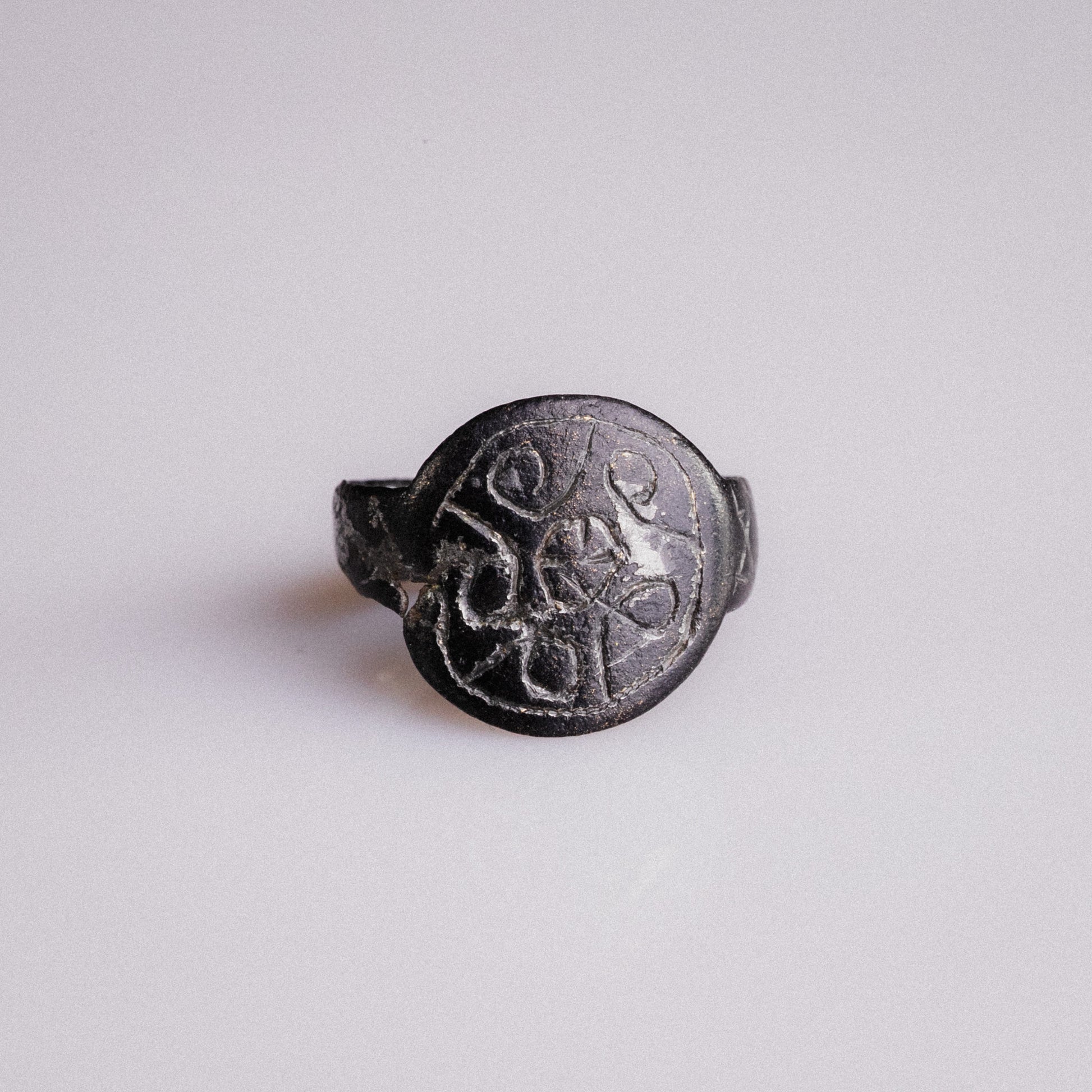 Medieval Bronze Ring – “Rotarius” (12th–14th century AD) – EU 47 / US 4.25