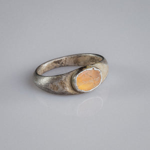 Roman Carnelian Intaglio Ring with Standing Goddess – “Victoria” (3rd–4th c. AD) – EU 60 / US 9.5