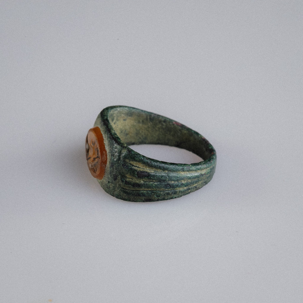 Roman Bronze Ring with Carnelian Intaglio Bust – “Faustina” (2nd–3rd century AD) – EU 52 / US 6.25