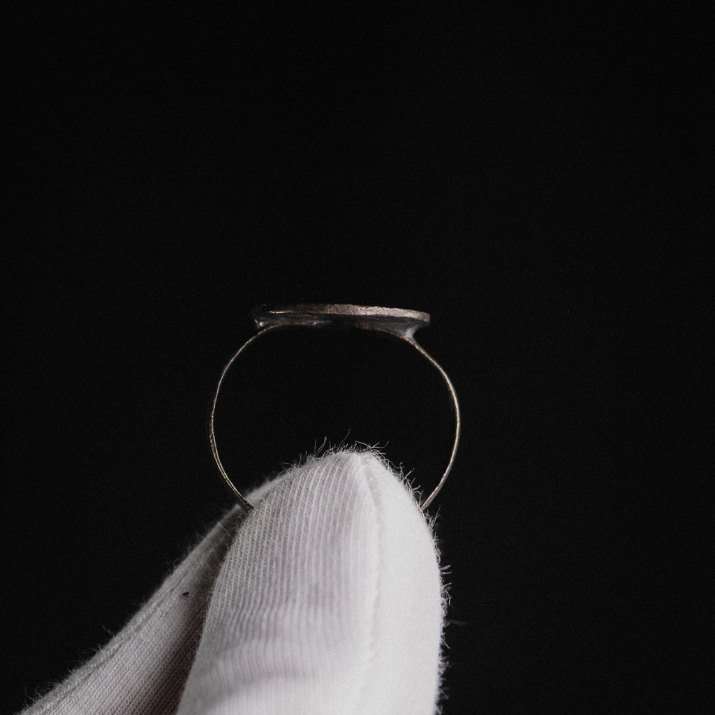 Medieval Silver Merchant Seal Ring with Heraldic Device – “Mercator” (13th century AD) – EU 68 / US 12.5