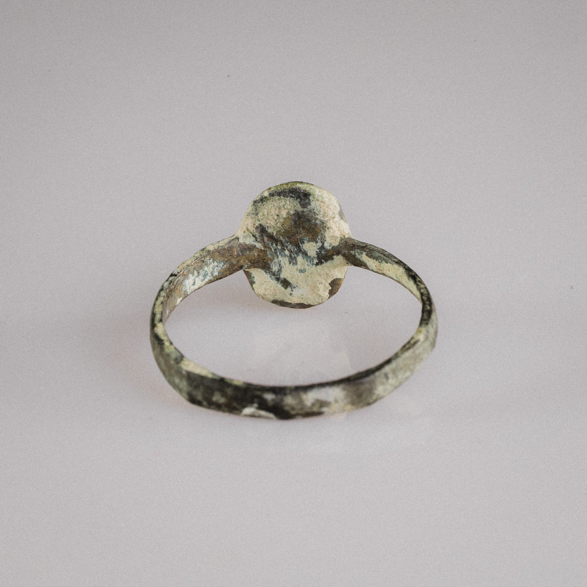 Early Byzantine Bronze Marriage Ring with Facing Couple – “Eudokia” (6th–9th century AD) – EU 58.5 / US 8.5