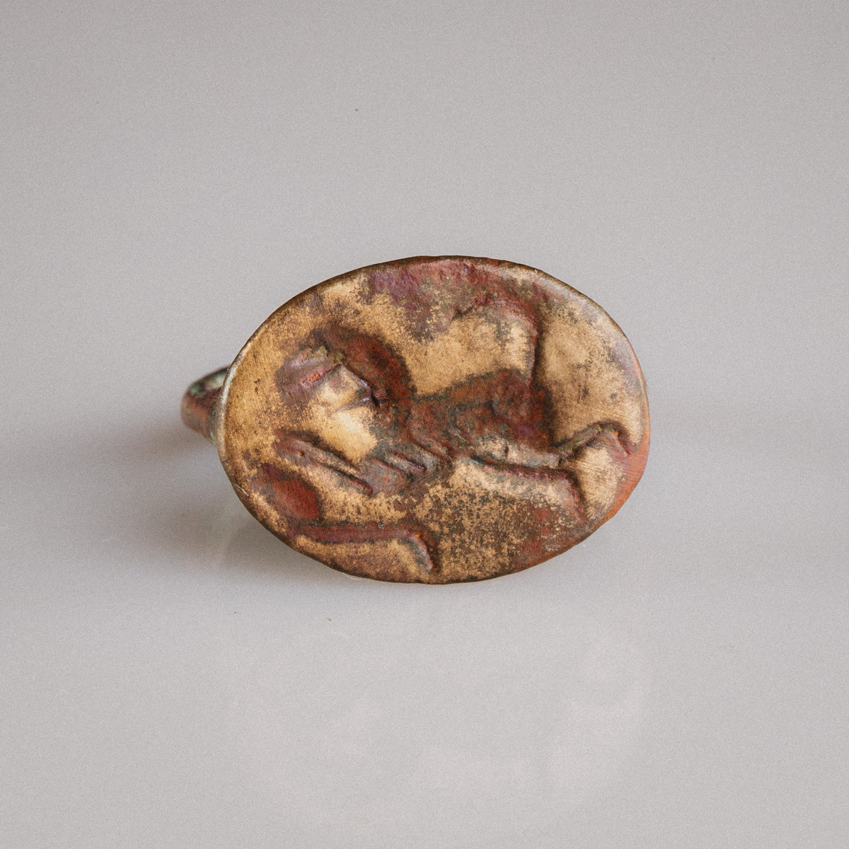 Roman Bronze Ring with Engraved Running Feline – 'Panthera' (2nd–3rd century AD) — view 7