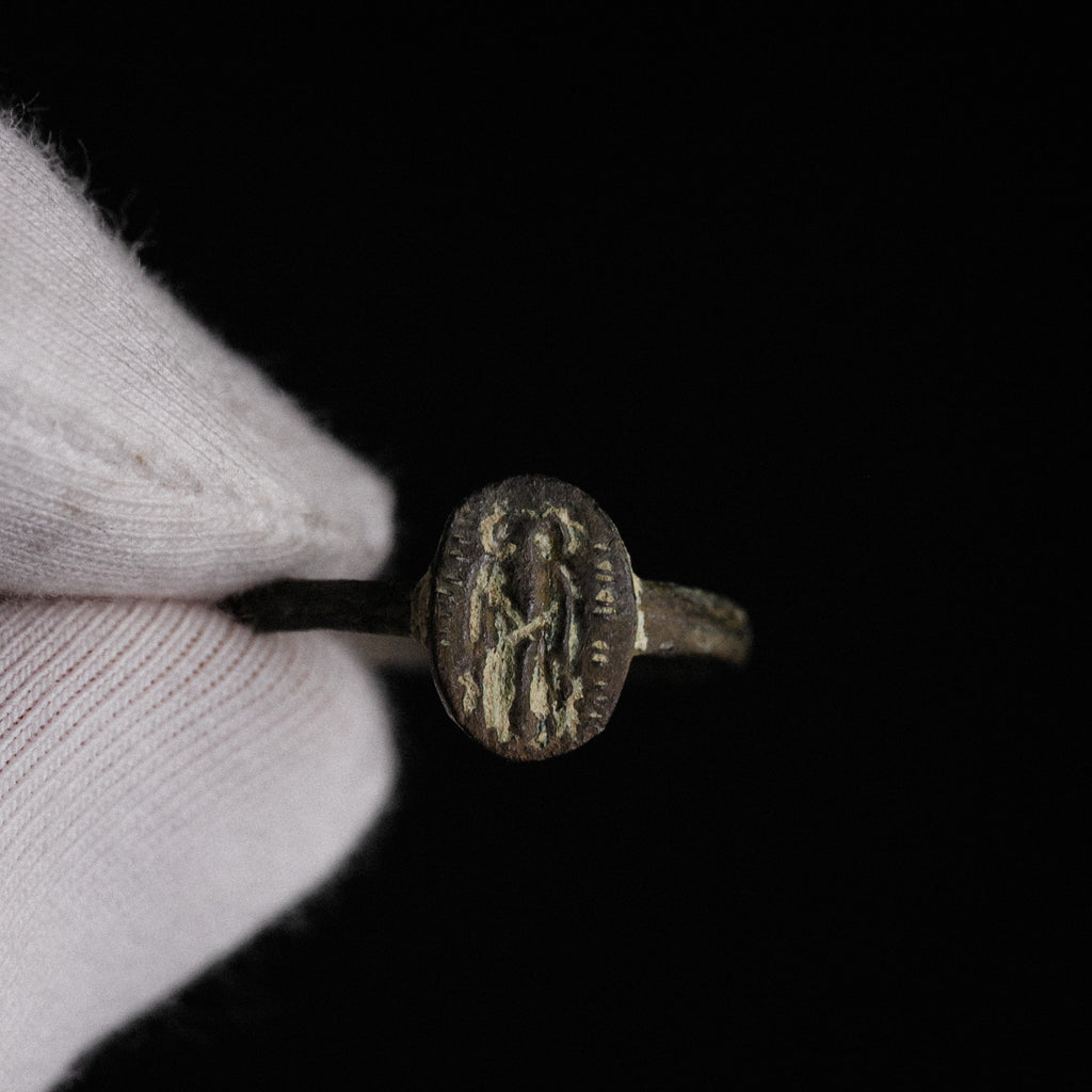 Early Byzantine Bronze Marriage Ring with Facing Couple – “Eudokia” (6th–9th century AD) – EU 58.5 / US 8.5