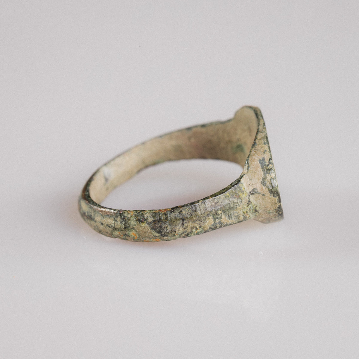 Roman Bronze Ring 'Numerius Secundus' (3rd-5th c. CE) EU 57/US 8