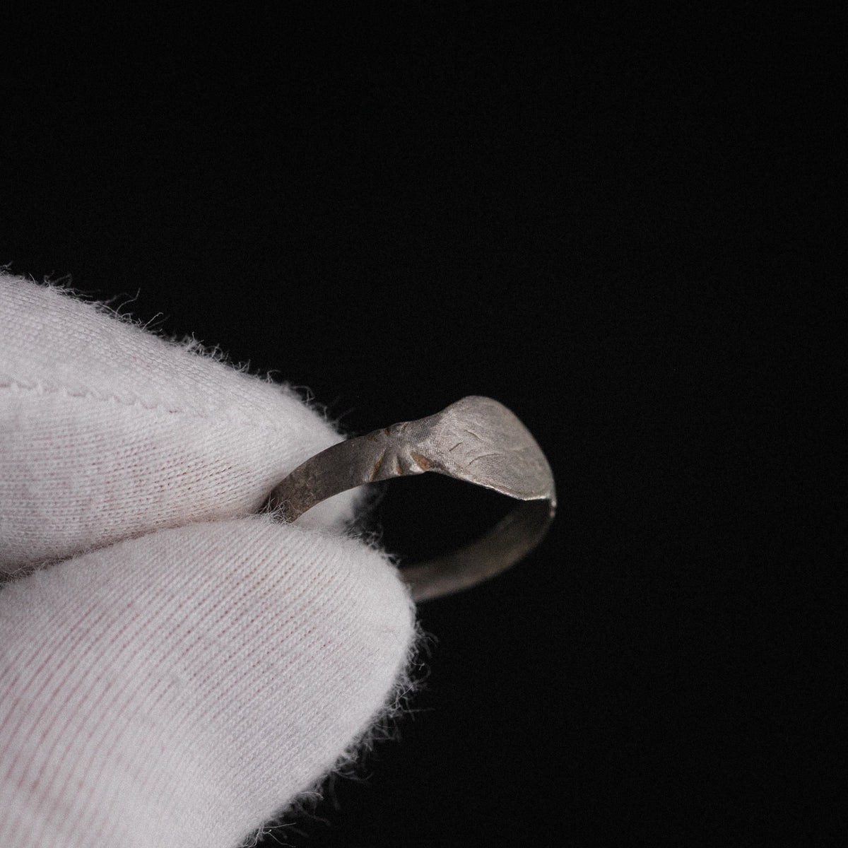 Medieval Silver Signet Ring 'Aldwin' (14th-15th c. CE) EU 57/US 8