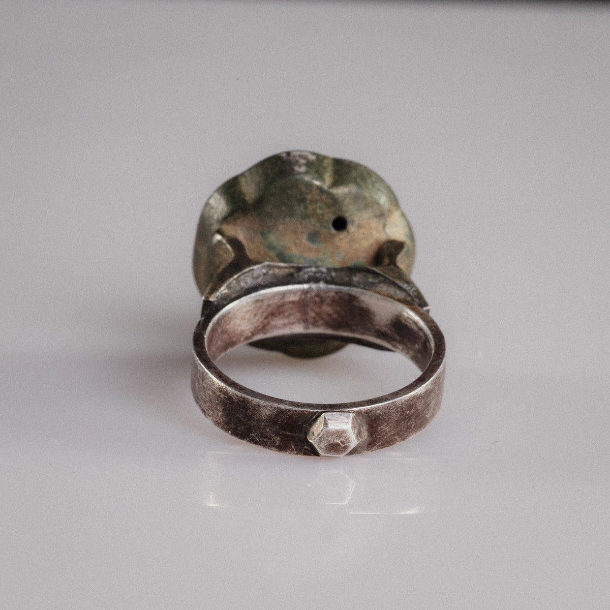 Islamic Silver Ring - 'Gulizar' (16th–18th c. CE) EU 61.5 / US 9.75