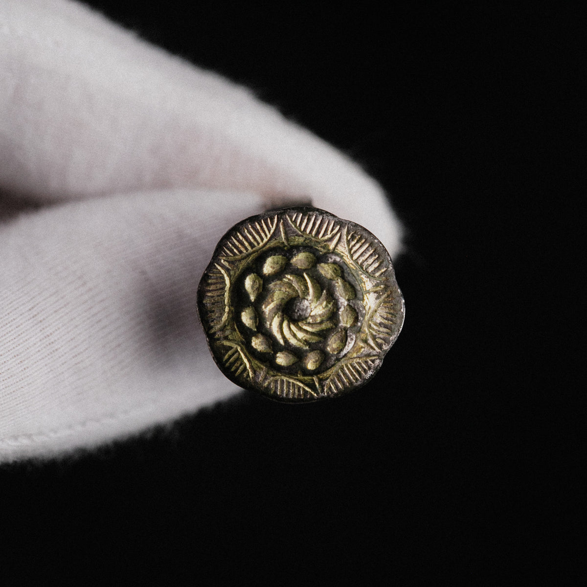 Medieval Silver Ring - 'Gulizar' (12th–13th c. CE) EU 61.5 / US 9.75