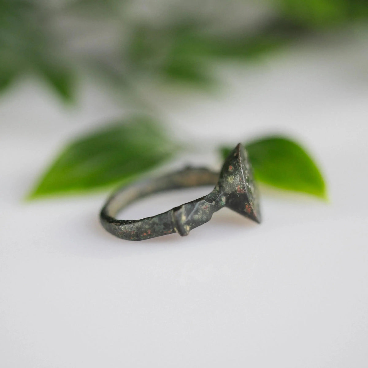 Celtic Bronze Ring 'Aidan' (3rd-1st c. BC) EU 57/US 8