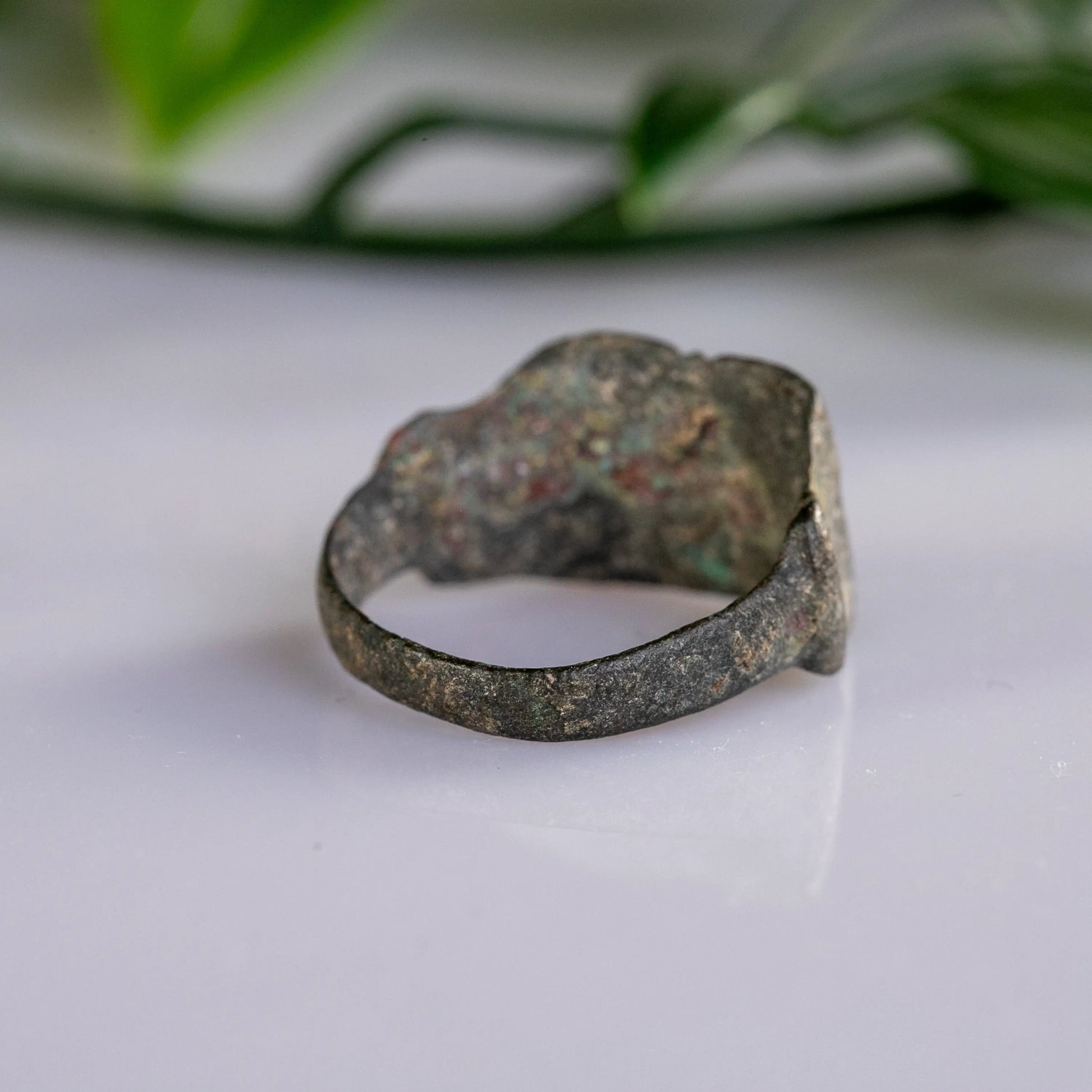Late Roman–Early Byzantine Bronze Ring with Geometric Bezel – “Basiliskos” (3rd–6th c. AD) – EU 59 / US 8.75 - Aurora Antiqua