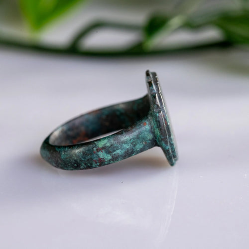 Bronze Ring with Scalloped Bezel & Cross-Hatched Design – “Theodorus” (3rd–7th c. AD) – EU 57 / US 8.5 Aurora Antiqua