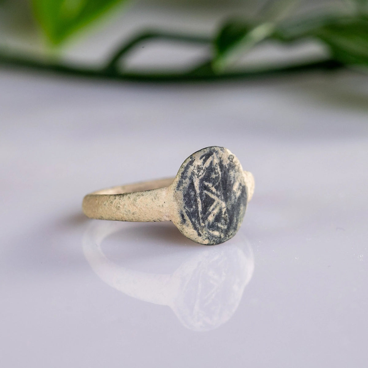 Medieval Bronze Signet Ring 'Osmundus' (13th-15th c. AD) EU 53/US 6.5