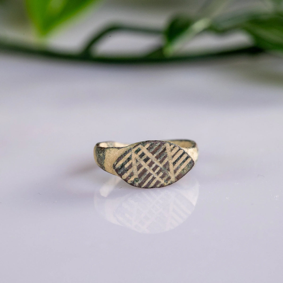 Medieval Bronze Signet Ring 'Sigismundus' (12th-15th c. AD) EU 44/US 3