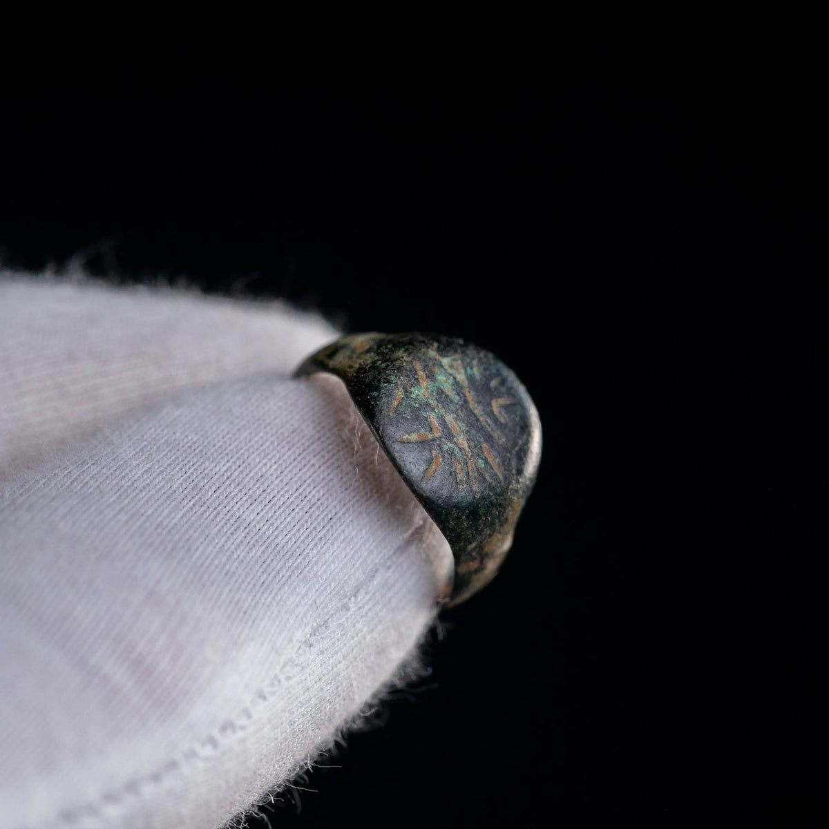 Medieval Bronze Signet Ring 'Florinus' (13th-15th c. AD) EU 50/US 5.25
