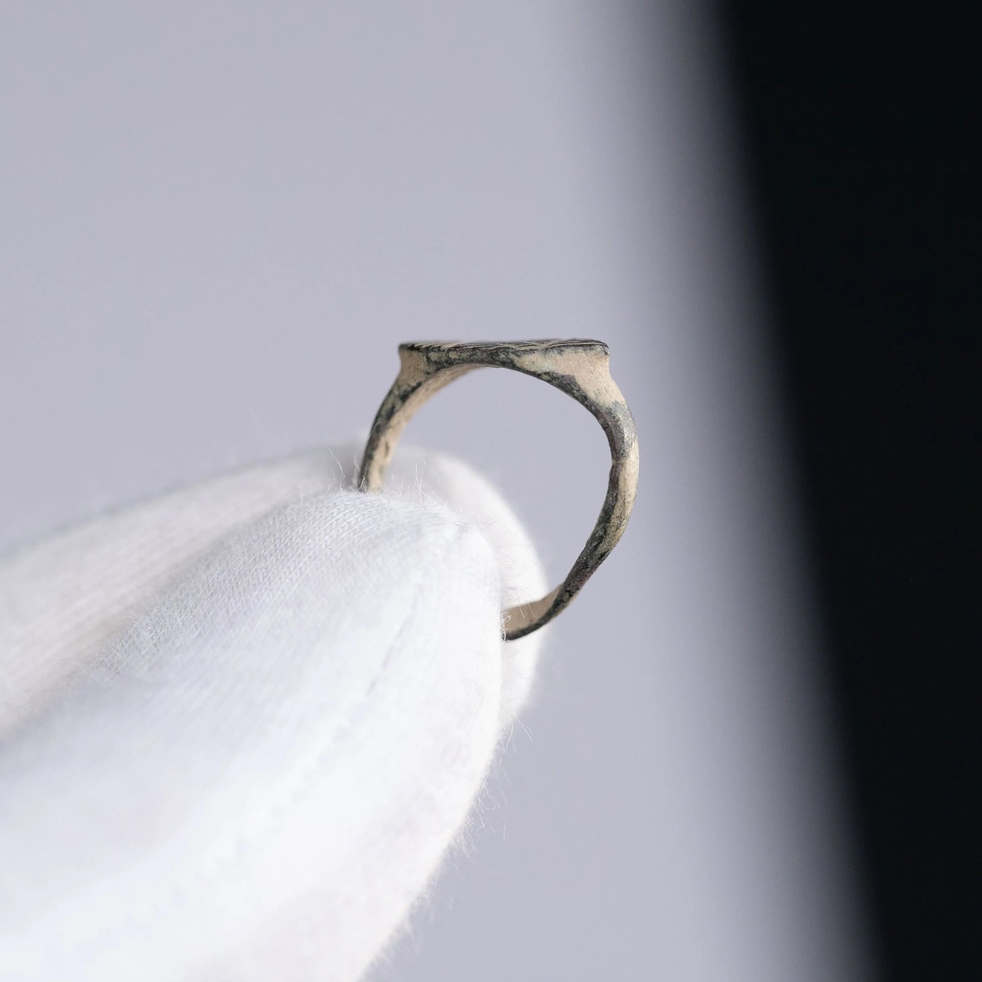 “Sigismundus” – Medieval Bronze Signet Ring (12th–15th Century AD) – EU 44 / US 3 Aurora Antiqua