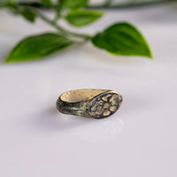 Bronze Ring with Dotted Rosette Bezel – “Faustinus” (4th–9th c. AD) – EU 46 / US 4 Aurora Antiqua