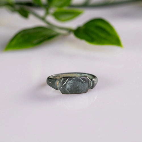 Bronze Ring with Geometric Polygonal Bezel – “Marcellus” (3rd–7th c. AD) – EU 50 / US 5.25 Aurora Antiqua