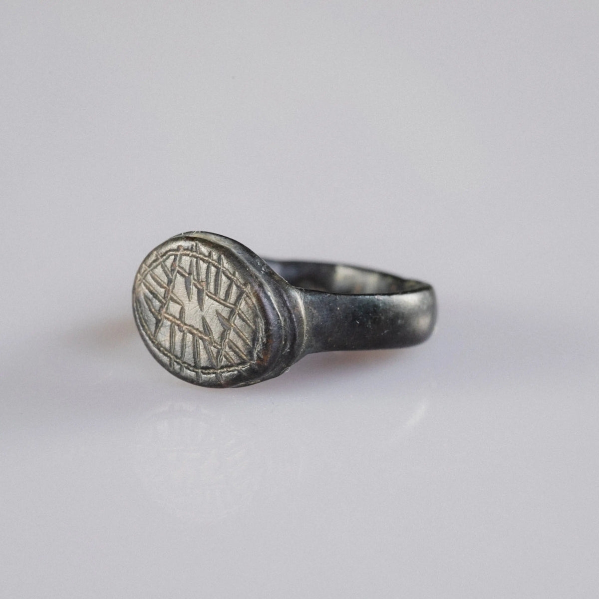 Medieval Bronze Signet Ring 'Hildebert' (12th-15th c. AD) EU 50/US 5.25