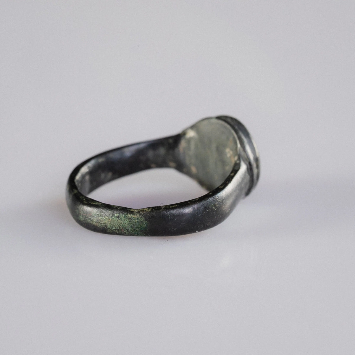 Medieval Bronze Signet Ring 'Hildebert' (12th-15th c. AD) EU 50/US 5.25
