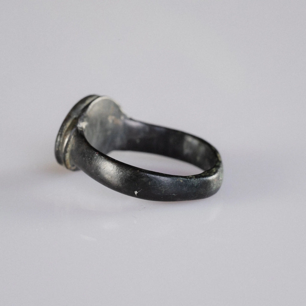 “Hildebert” – Medieval Bronze Signet Ring (12th–15th Century AD) – EU 50 / US 5.25 Aurora Antiqua