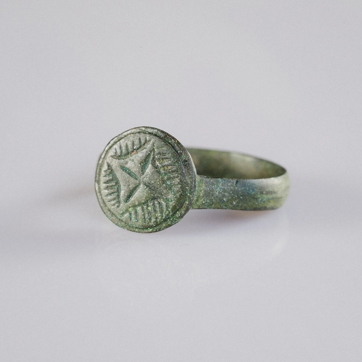 Medieval Bronze Signet Ring 'Godric' (10th-15th c. AD) EU 55/US 8