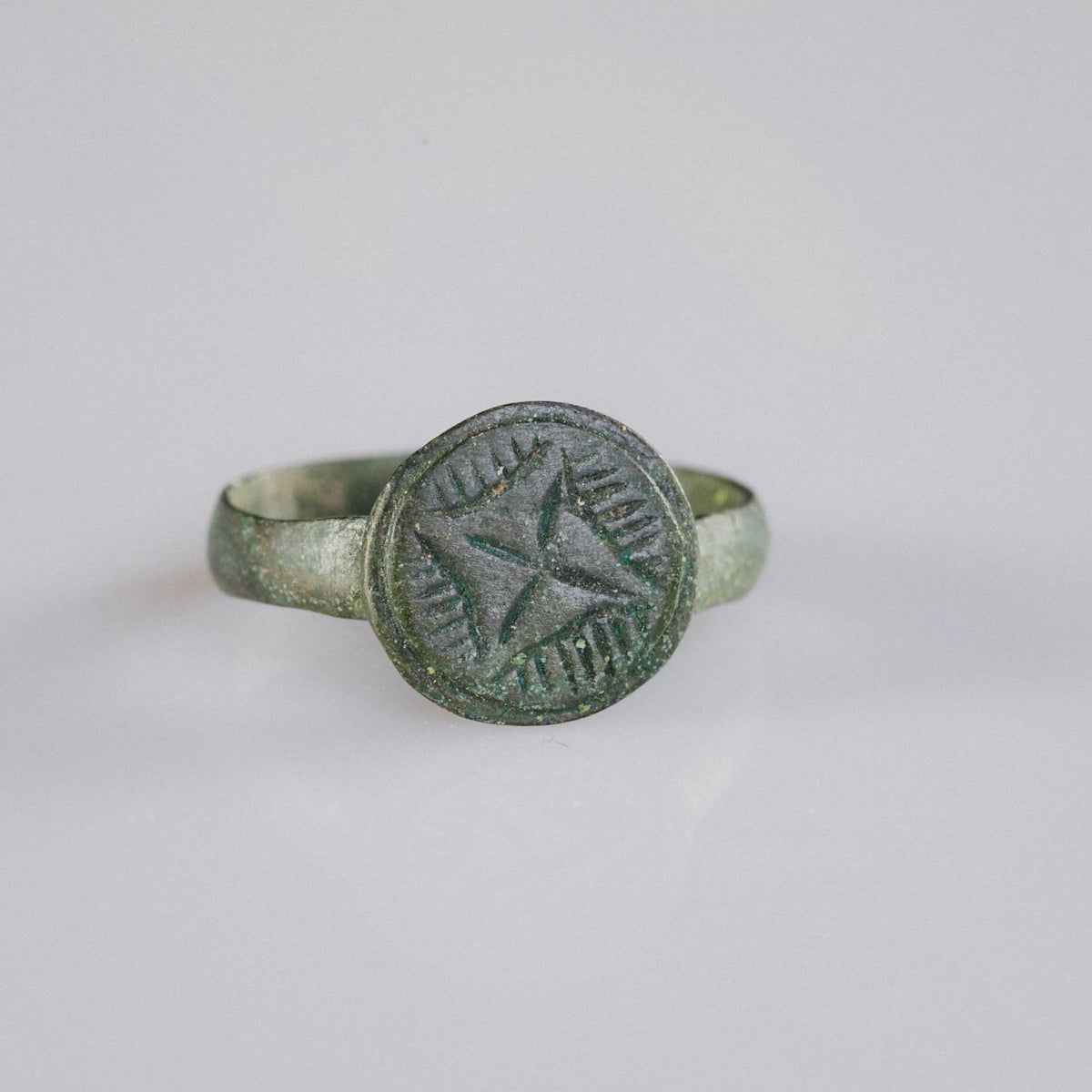 Medieval Bronze Signet Ring 'Godric' (10th-15th c. AD) EU 55/US 8