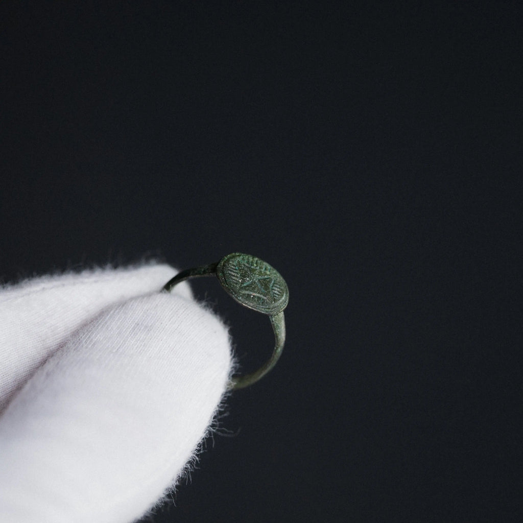 ‘Godric’ – Medieval Bronze Signet Ring (10th–15th Century AD) EU 55 / US 8 Aurora Antiqua
