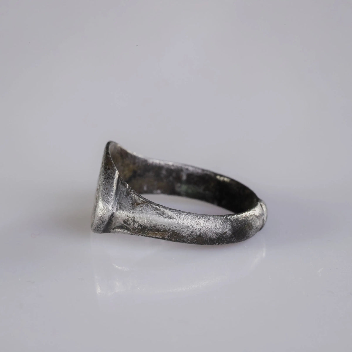 Medieval Silver Seal Ring 'Raimundus' (11th-13th c. AD) EU 50/US 5.25