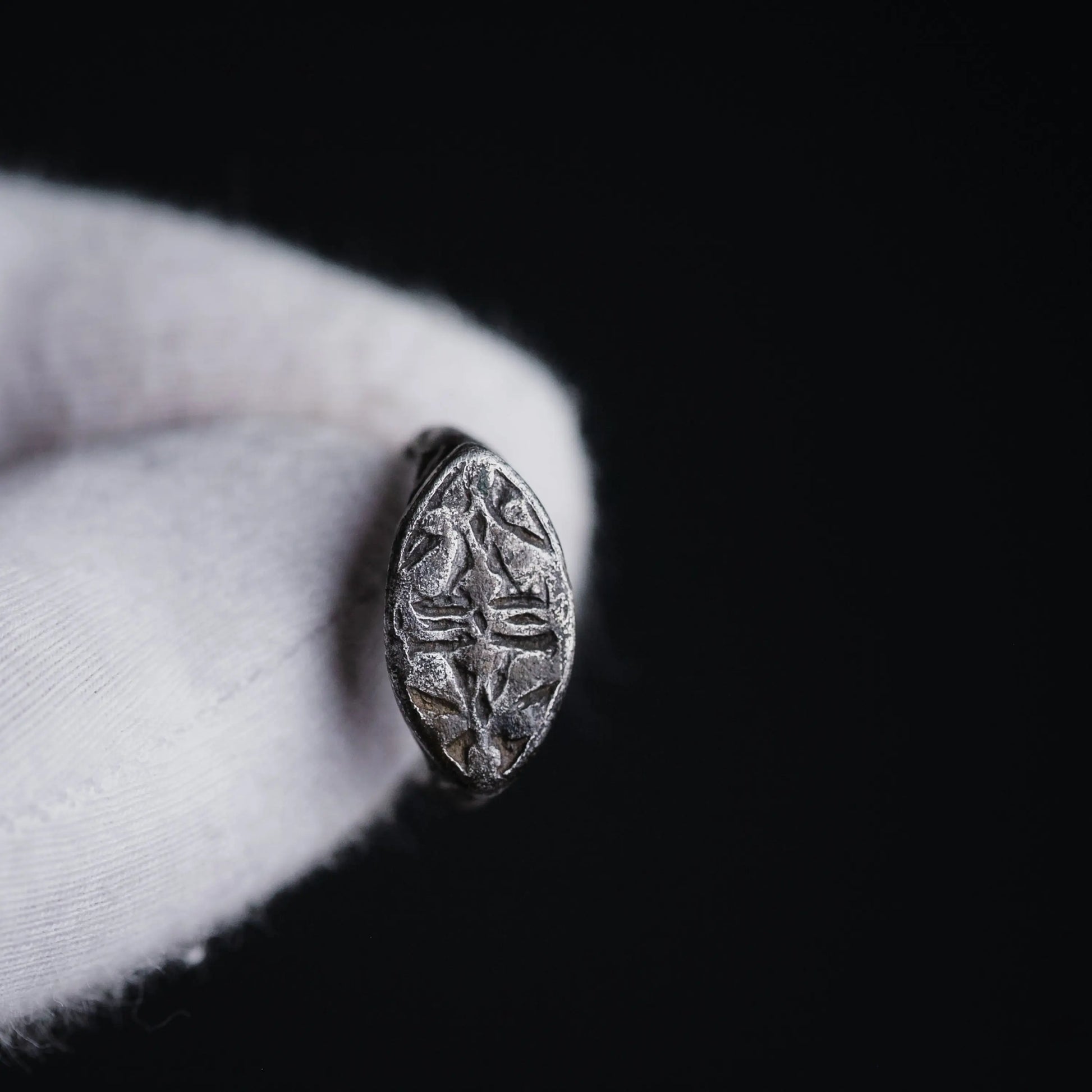 “Raimundus” – Medieval Silver Seal Ring (11th–13th Century AD) – EU 50 / US 5.25 Aurora Antiqua