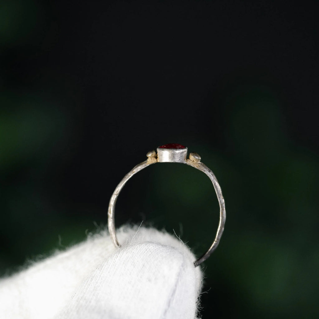 “Theodora” – Byzantine Silver Ring with Red Garnet (9th–12th Century AD) – EU 63 / US 10.5 Aurora Antiqua