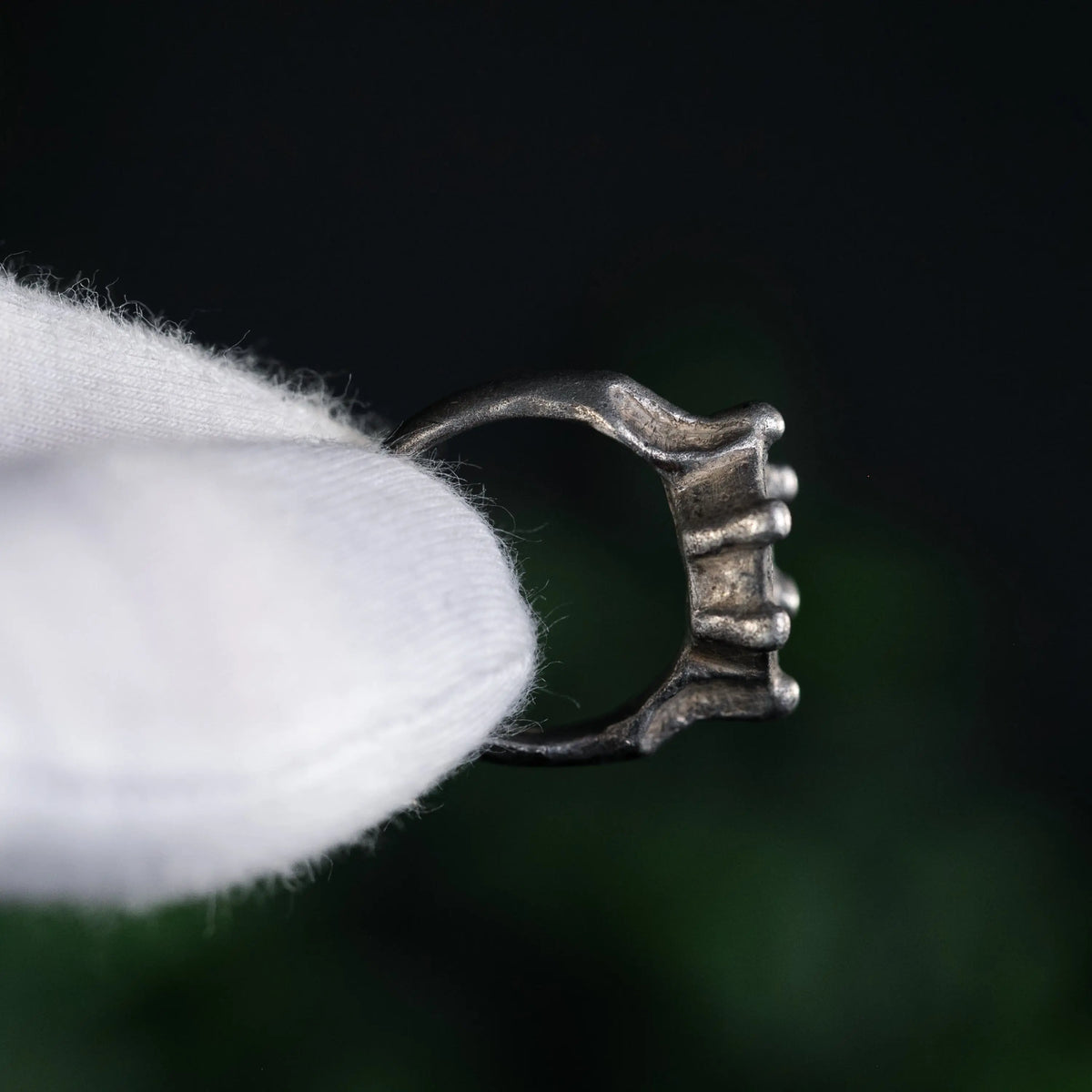 Viking Silver Signet Ring 'Eoin' (10th-11th c. AD) EU 59/US 8.5