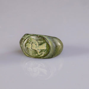 “Livia” – Roman Bronze Signet Ring Depicting Fortuna with Cornucopia (2nd–3rd Century AD) – EU 44 / US 3 Aurora Antiqua