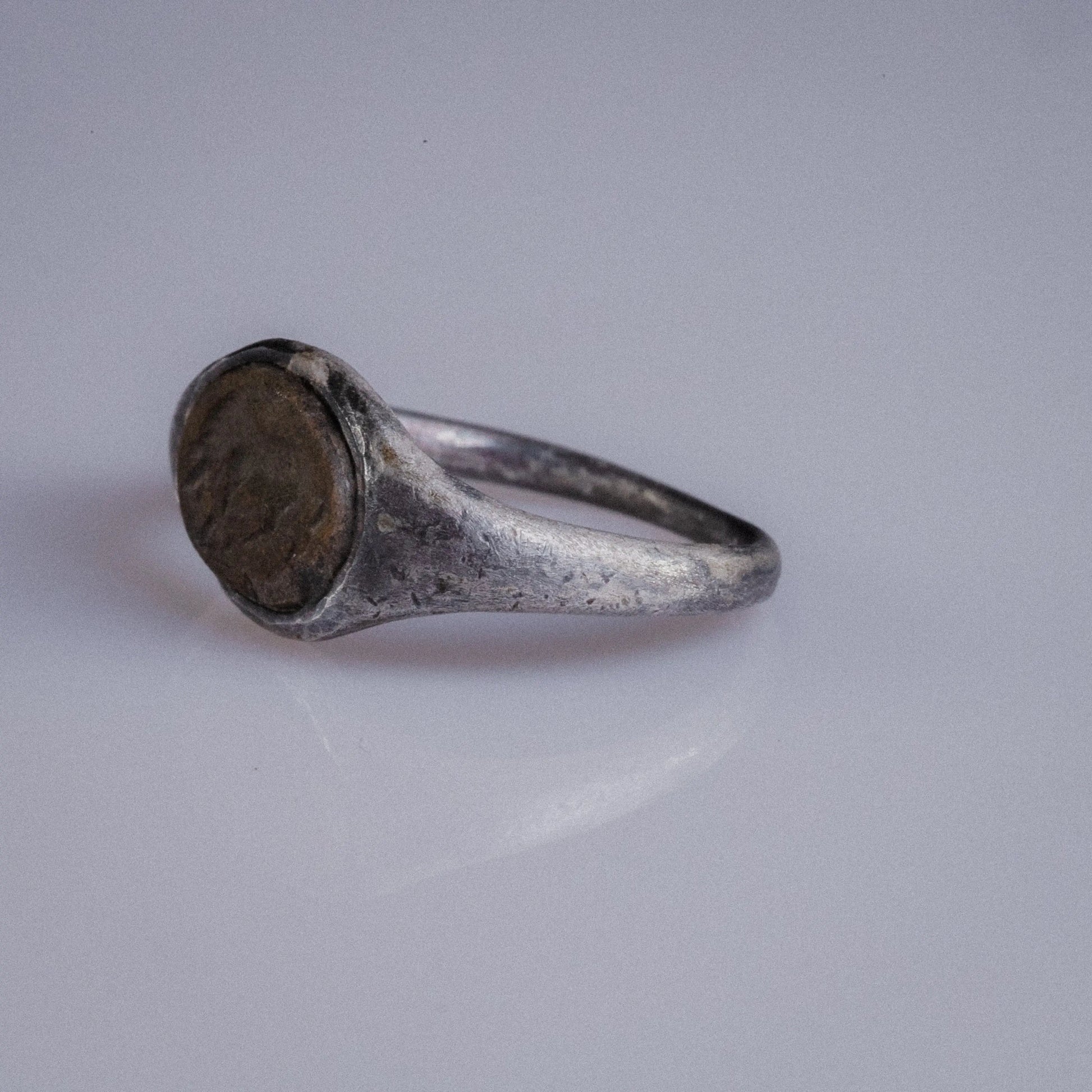 Roman Silver Ring with Cream Stone Intaglio of Horse – “Equitius” (1st–3rd c. AD) – EU 53.5 / US 6.75 Aurora Antiqua
