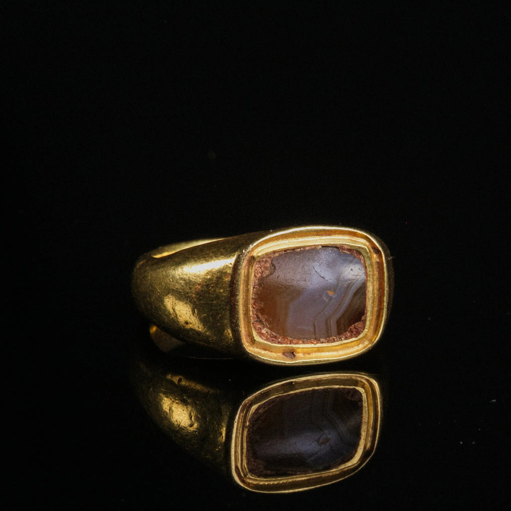 Byzantine Gold Ring with Banded Agate Cabochon – “Anastasius” (6th c. AD) – EU 50 / US 5.25 Aurora Antiqua