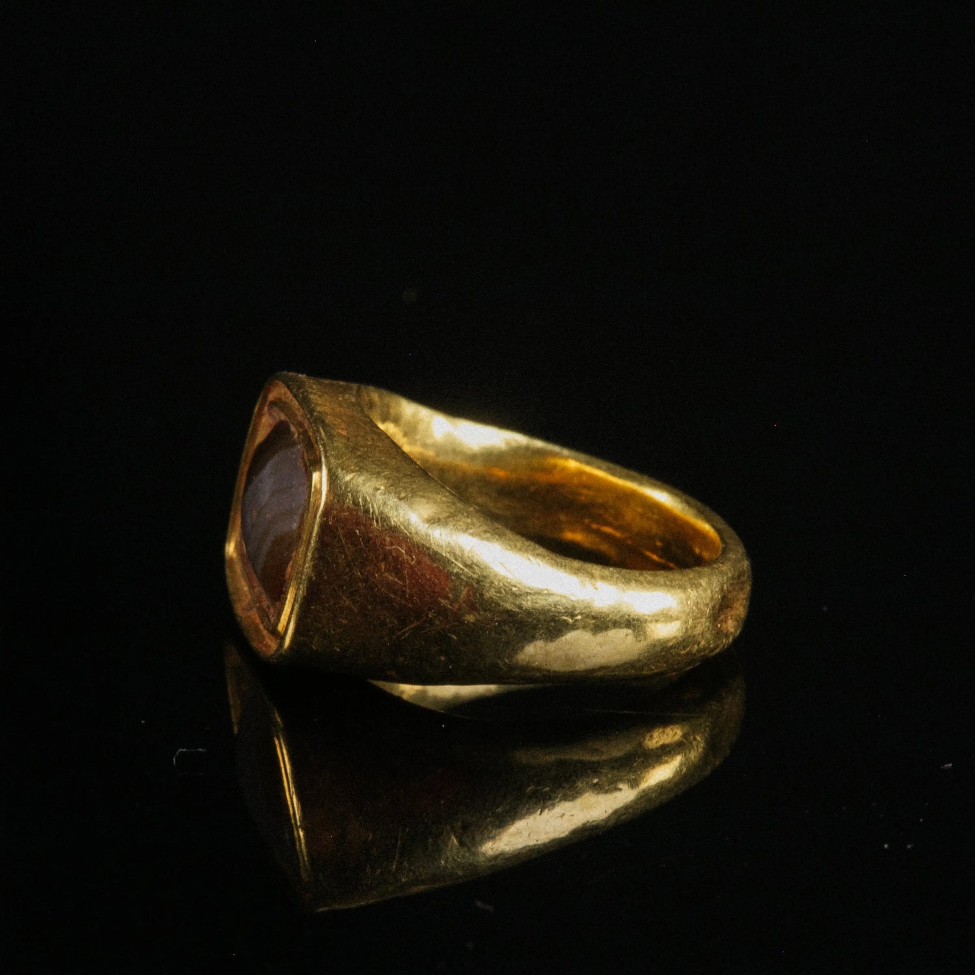 Byzantine Gold Ring with Banded Agate Cabochon – “Anastasius” (6th c. AD) – EU 50 / US 5.25 Aurora Antiqua