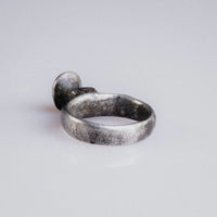 Medieval Silver Ring with Button Bezel – “Oswin” (9th–11th c. AD) – EU 47 / US 4.75 Aurora Antiqua