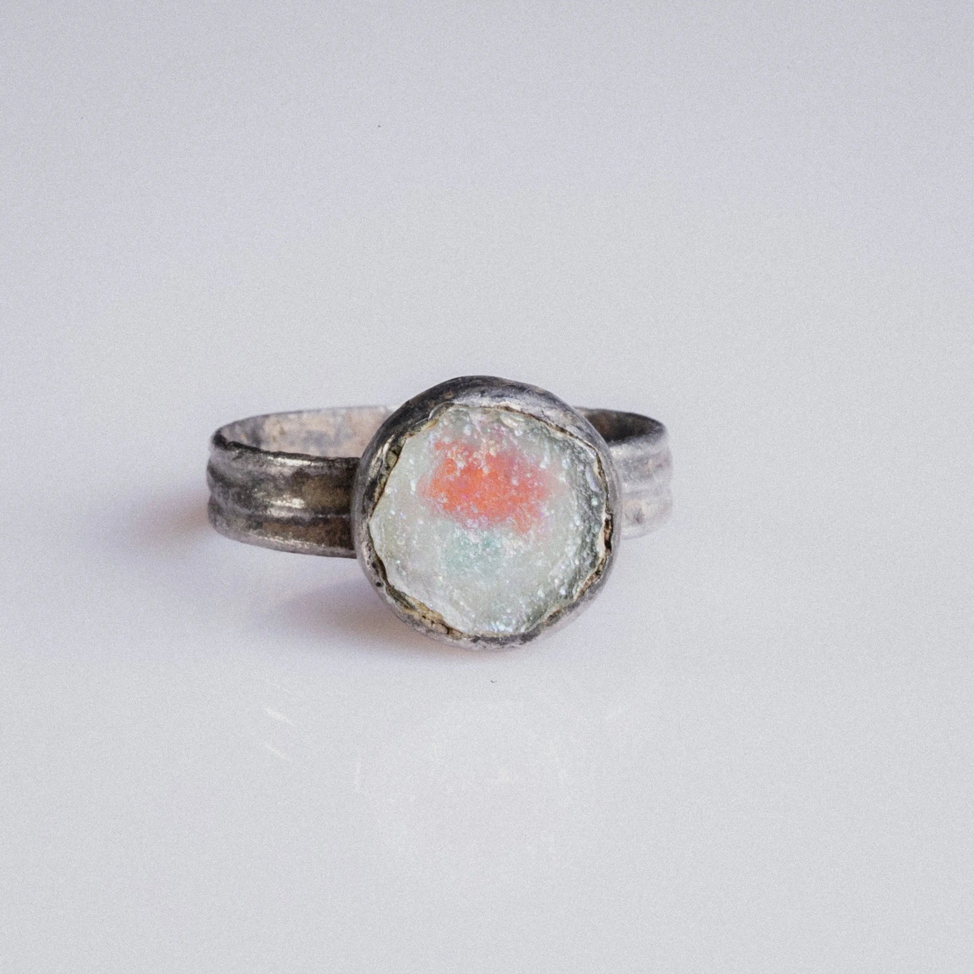 Early Medieval Silver Ring with Glass Inlay – “Corvin” (6th–9th c. AD) – EU 60 / US 9.25 Aurora Antiqua