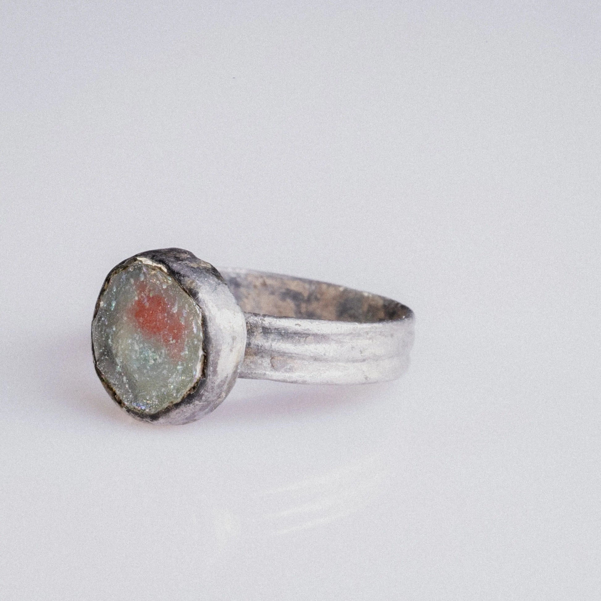 Early Medieval Silver Ring with Glass Inlay – “Corvin” (6th–9th c. AD) – EU 60 / US 9.25 Aurora Antiqua