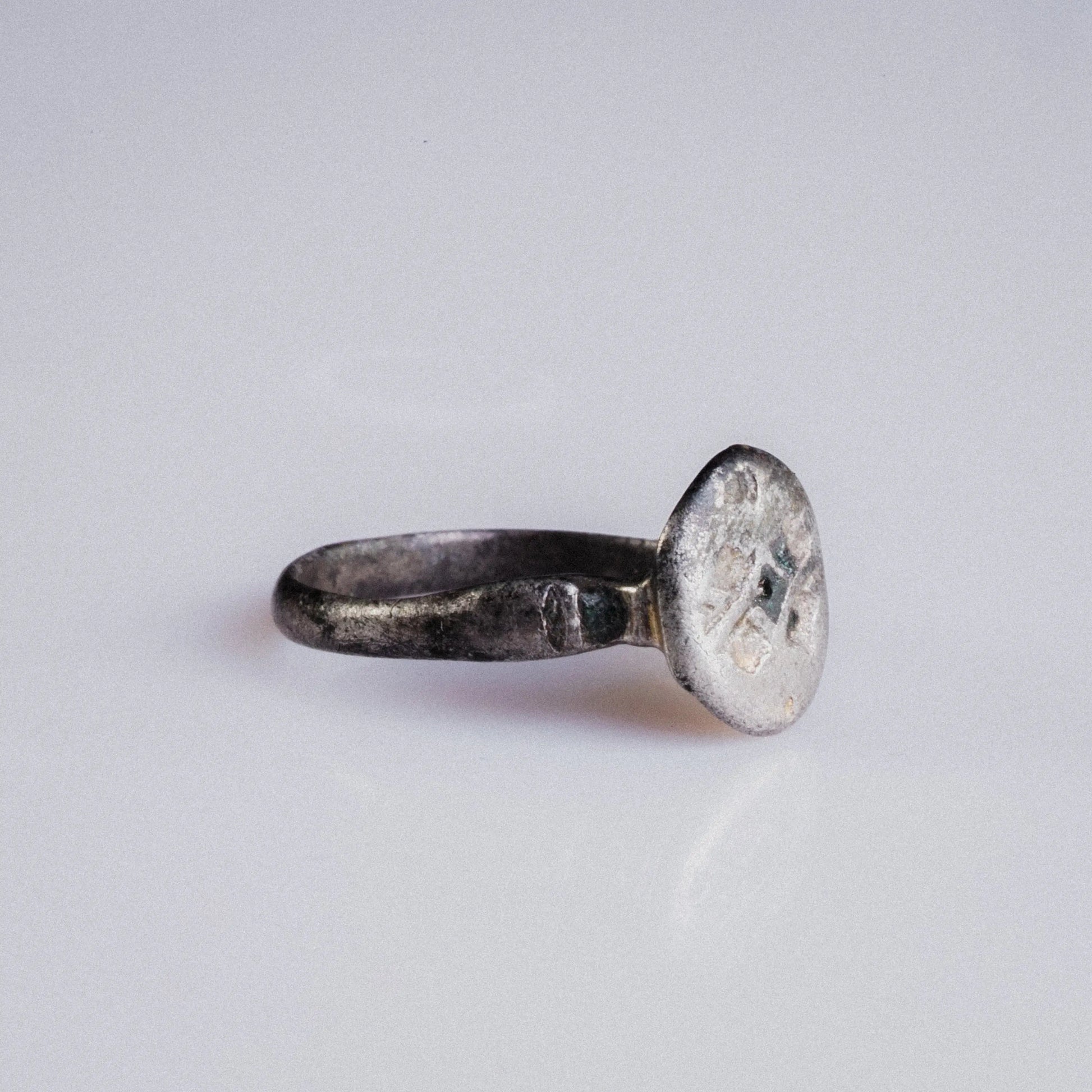 Early Medieval Silver Ring with Cross Motif – “Ward” (9th–12th c. AD) – EU 51 / US 5.75 Aurora Antiqua