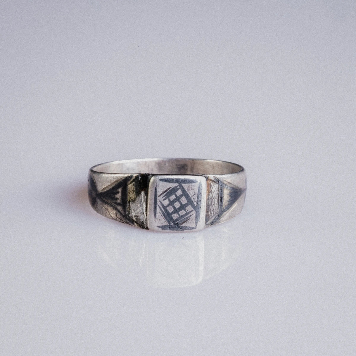 Medieval Silver Ring 'Alaric' (6th-10th c. AD) EU 57/US 8.5